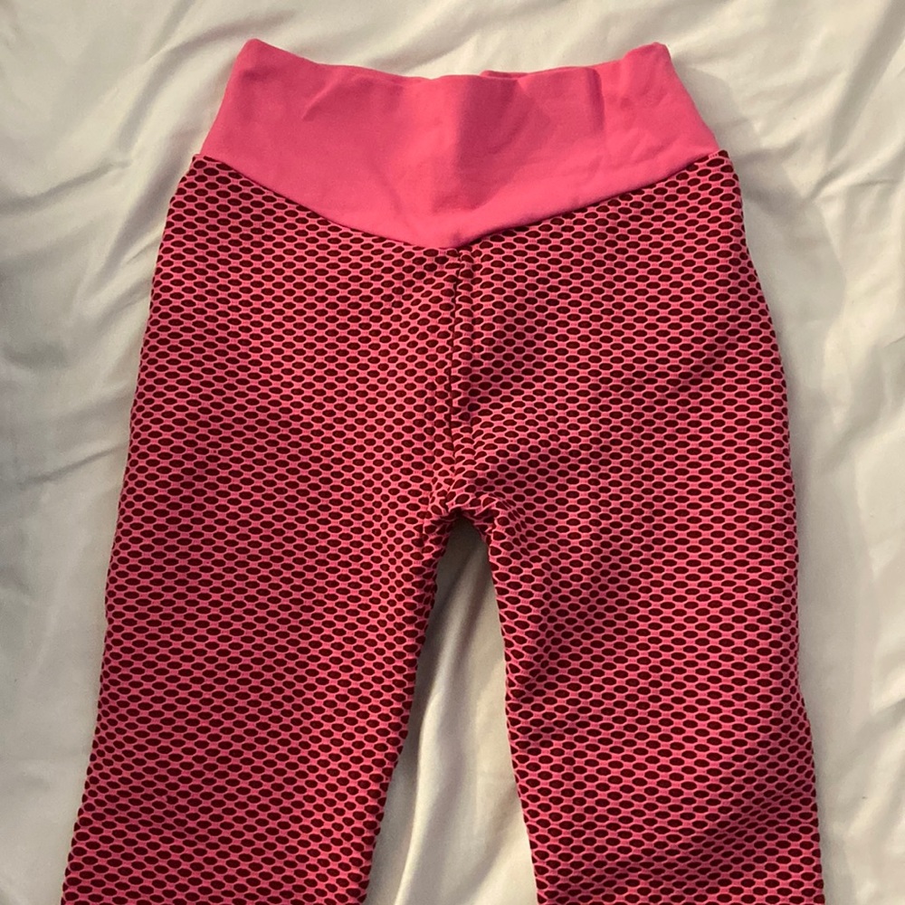 Scrunch butt leggings